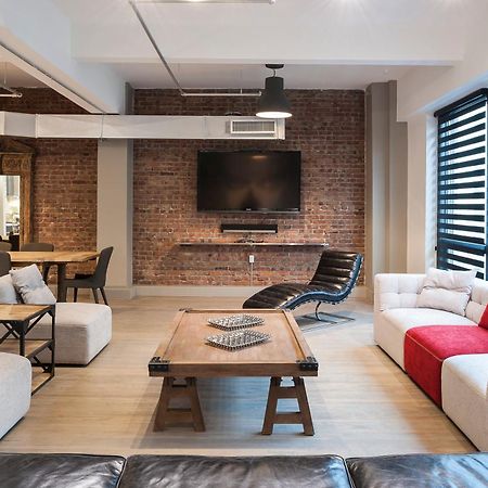 The Executive Loft At The Holland Hotel มอนทรีอัล ภายนอก รูปภาพ