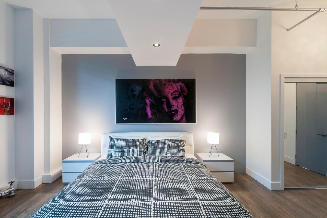 The Executive Loft At The Holland Hotel มอนทรีอัล ภายนอก รูปภาพ